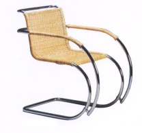 Armlehnstuhl in Rattan Ludwig Mies van der Rohe 1927