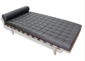 Daybed Barcelona von Mies van der Rohe 1929 (Anilineder cognac)