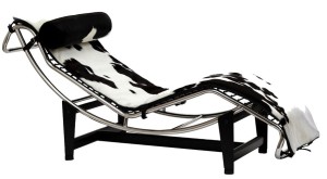 Chaiselongue LC4  (Ponylook schwarz - weiß)