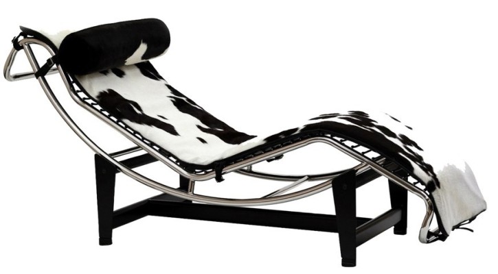 Chaiselongue LC4 Pony (cowhide black - white)