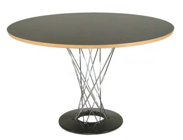 Esstisch by Isamu Noguchi  1954